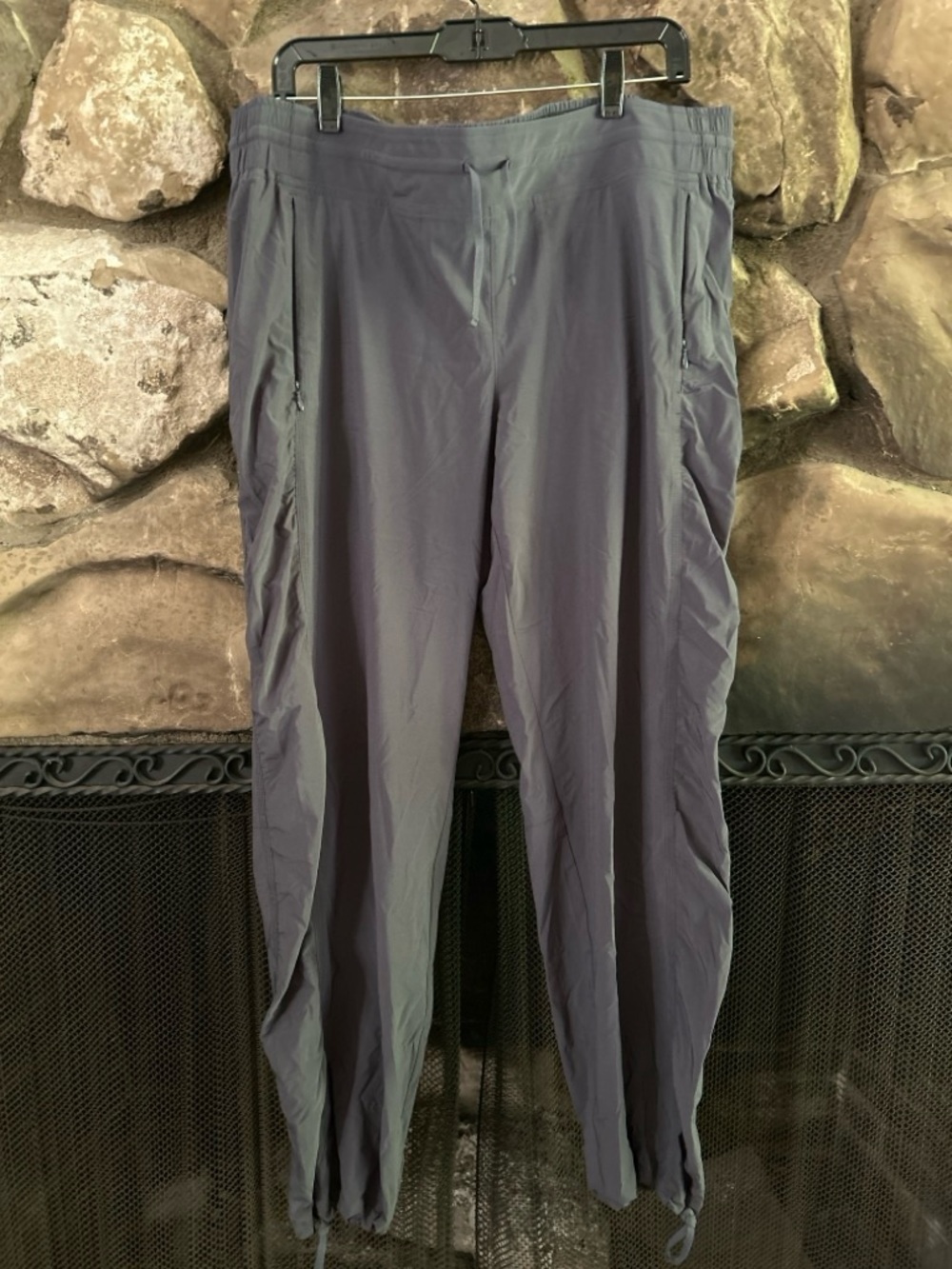 Lightweight women’s Travel Pants - Gray